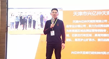 �¹�˾�𲽾����l(f��)չ�����ߌ��I(l��ng)��(d��o)�ߵ��ƾ�֮·�������� ������Ӗ(x��n)�I(l��ng)��(d��o)�����Θ�Ҳ�α�