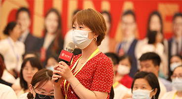 ���W(xu��)���V־���І�����˼ �����ڡ�׿Խ�M���I(l��ng)��(d��o)��ϵ�y(t��ng)���n���еČW(xu��)��(x��)����