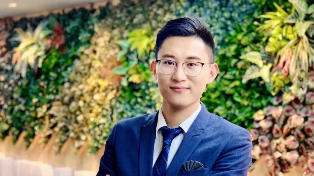 ����˹ | �߱�����6�������׷���Լ��Ľ^�����L��