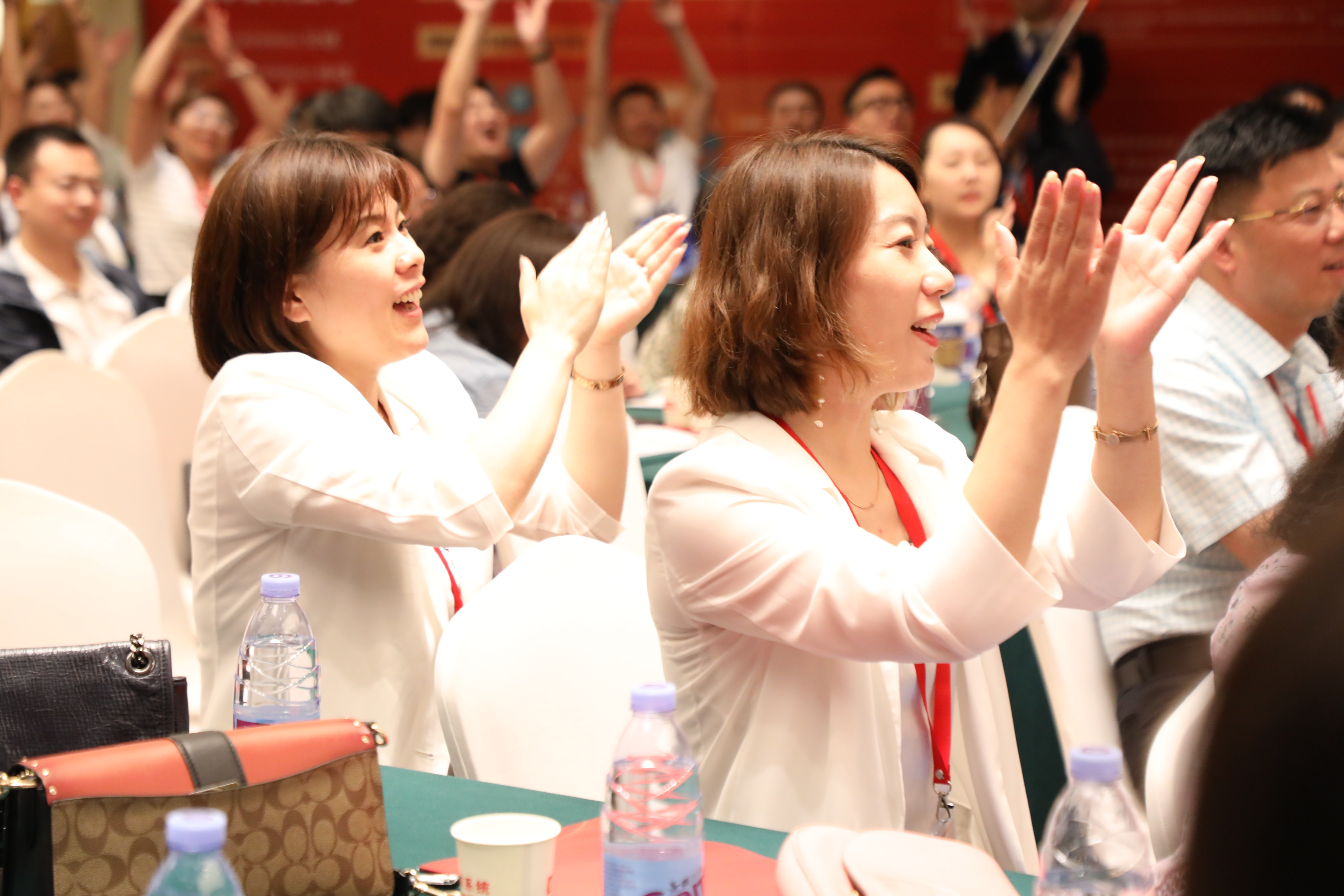 ������L �A����׃���߶ˑ�(zh��n)�Ԍ��ٷ���ھ��A�M��Ļ