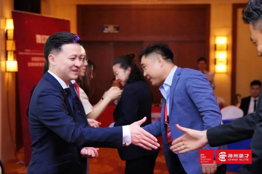 �ĵ�һ�ι��I(y��)���������Ĵι��I(y��)������������ʽ�l(f��)����ʲô׃����